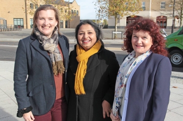 Ruth Betson, Shrobona Bhattacharya and Evelyne Spanner are the Conservative candidates for the Cambourne ward in the South Cambridgeshire District Council elections on 3rd May 2018.  Cambourne will become a single village ward represented by three District Councillors.  This formidable team, here in Cambourne High Street, is very keen for a lively centre and heart of the parish to be created here.