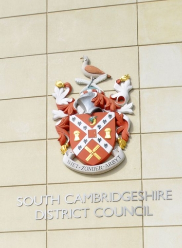 South Cambridgeshire District Council's crest.